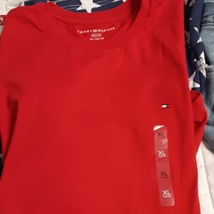 Tommy Hilfiger t shirt